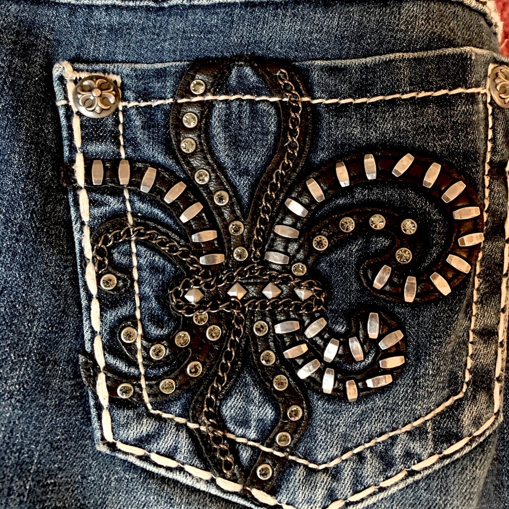 Sale!! Miss Me Boot Jeans Rhinetone Size 27